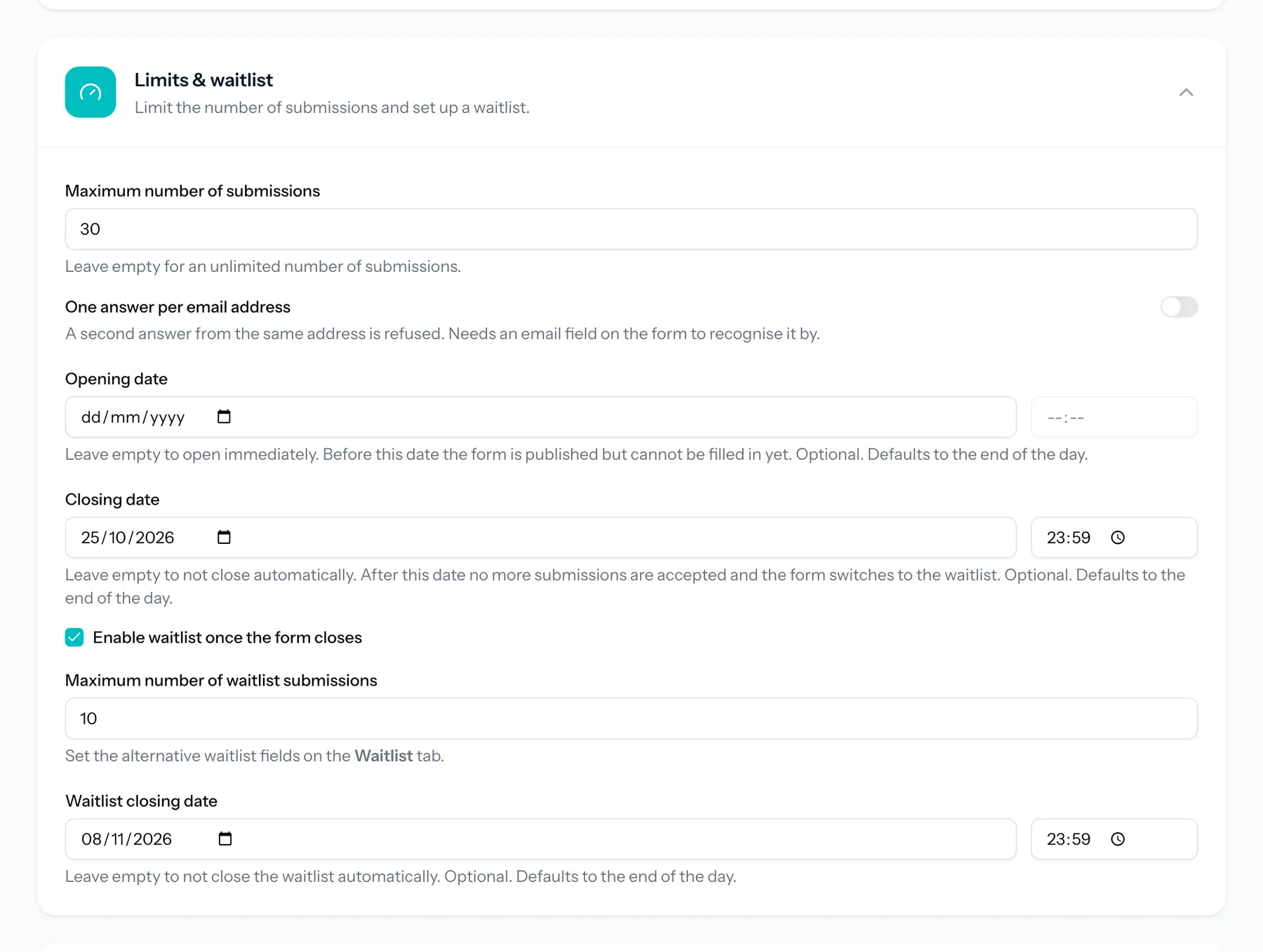 The Limits & waitlist settings of a form: a maximum of 30 registrations, a closing date, the ticked "Enable waitlist once the form closes", and the waiting list's own maximum and closing date, with a pointer to the Waitlist tab for its own questions.